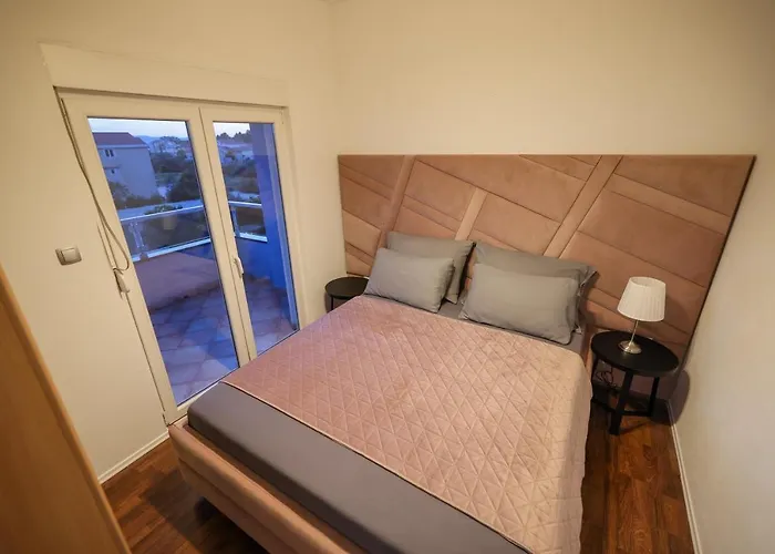 Nika Apartman Bibinje