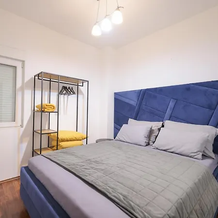 Nika ביבינייה