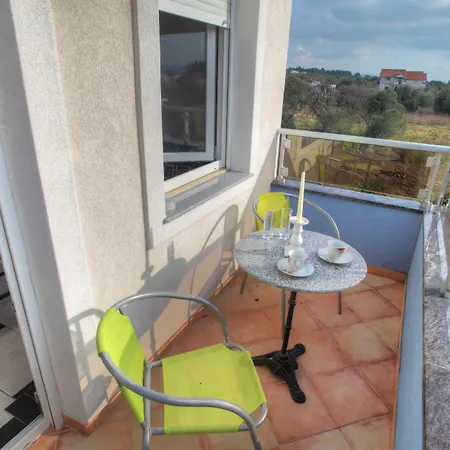 Nika ביבינייה