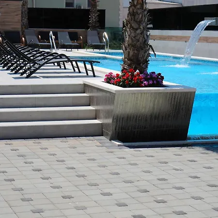 Nika Appartement *